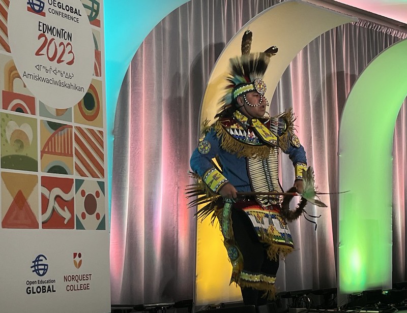 Hosted by Norquest College, OEGlobal23 opened in Edmonton, Canada, with a drumming ceremony featuring the traditional drumming and dance from the #Kiyanaw group. Photo by Isla at OEGlobal, CC-BY-SA 2.0 from Flickr